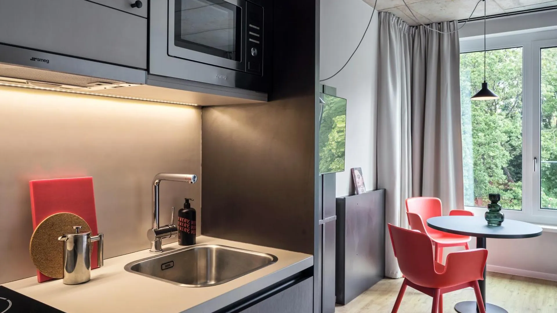 Stayery Brémai repülőtér 4*,